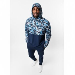 Under Armour Men’s hooded 1/4 zip warmup